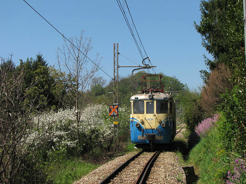 Linea ferroviaria Genova-Casella